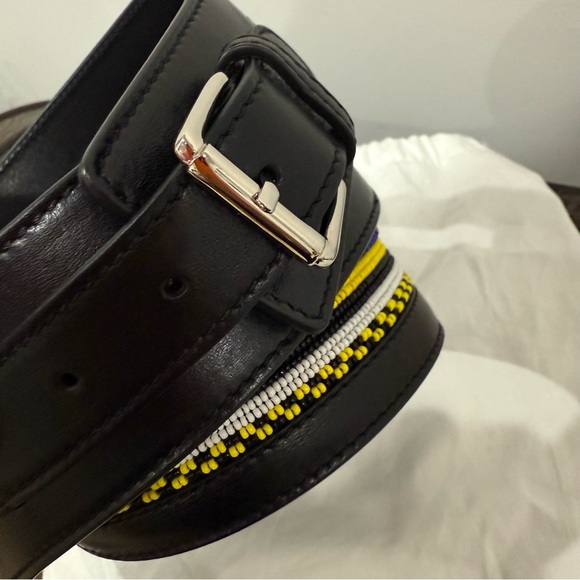 Emilio Pucci Black Leather Belt display picture 2